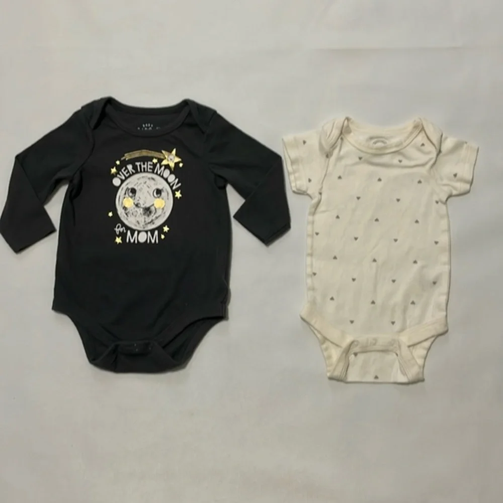 Set Of‎ 2 Jumpers Cat And Jack / Wonder Nation Size Baby 3-6 Months Bodysuits